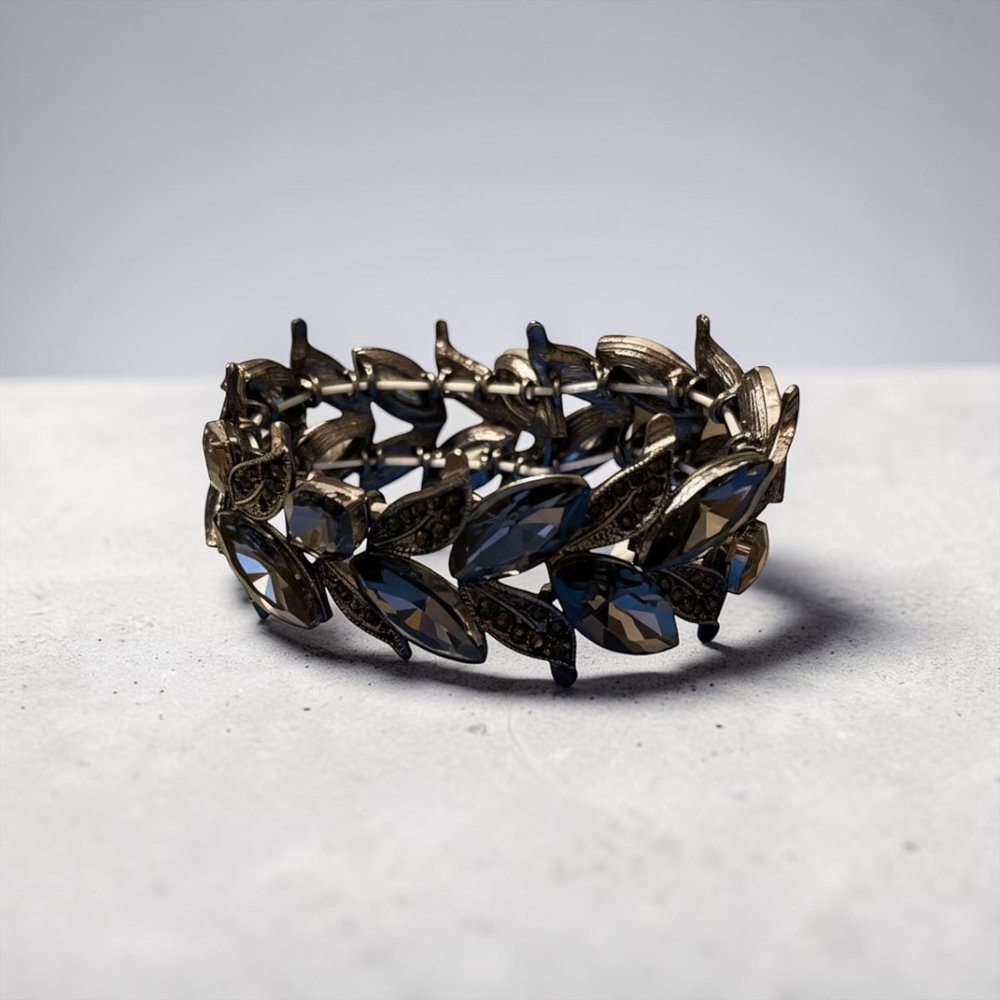 Crystal Leaf Stretch Bracelet Gold Tone Statement NWOT